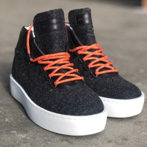 Summit Mid Hiking Sneaker Dame - Sort -
